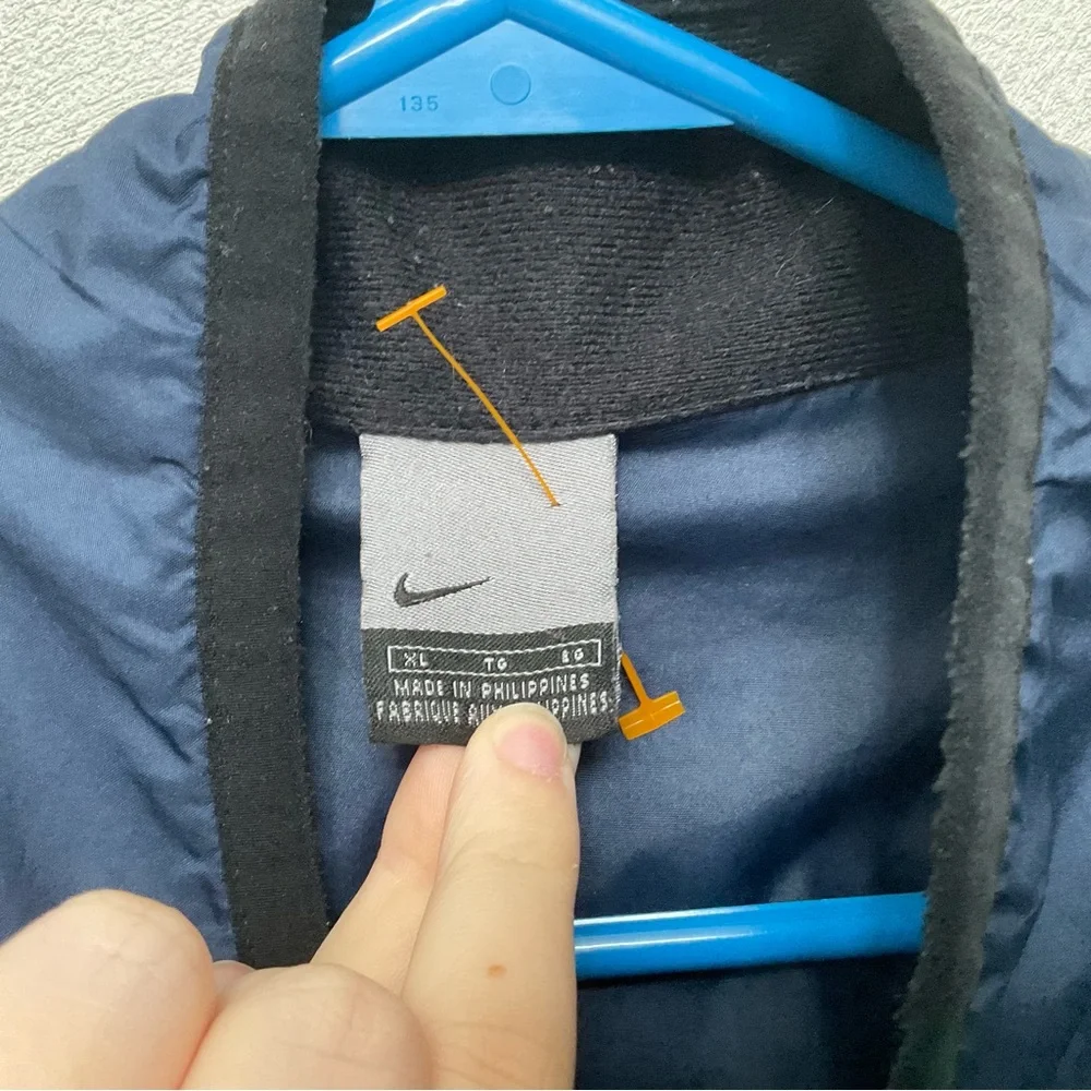 Nike Navy Blue, Black Trim Quarter Zip Windbreaker Jacket Size XL Outerwear